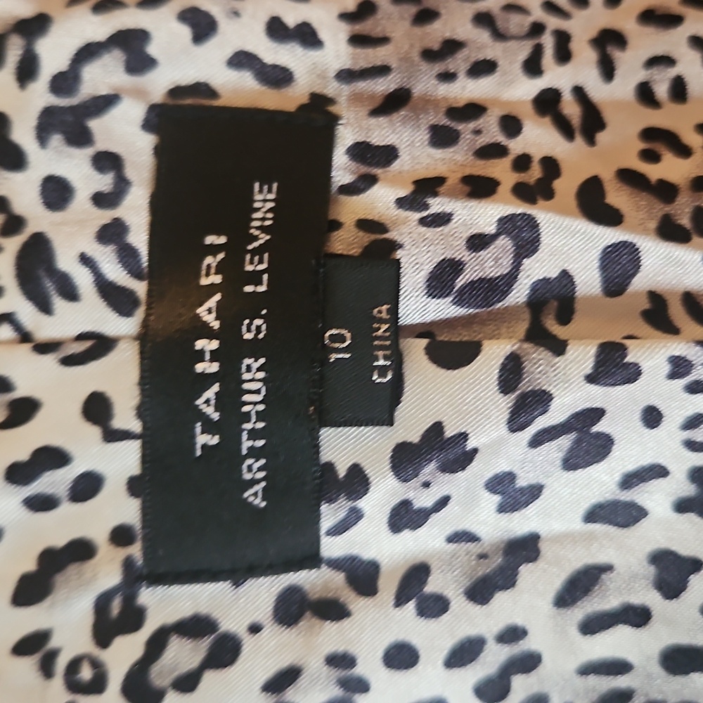 Tahari Gray Women's Dress - Picture 3 of 3